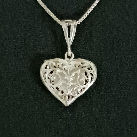 Pretty Sterling Silver 925 Filigree Heart Pendant Necklace 18" - Picture 5 of 11